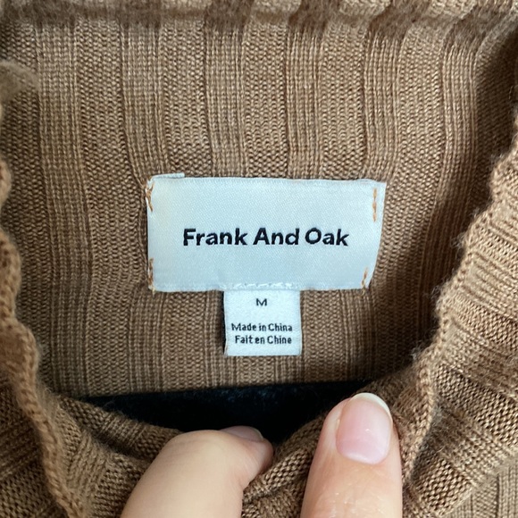 FRANK & OAK turtle neck - Picture 2 of 8
